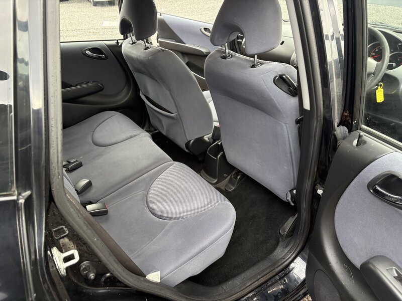 Used Honda Jazz 2005 for sale - 76603765: Photo 14