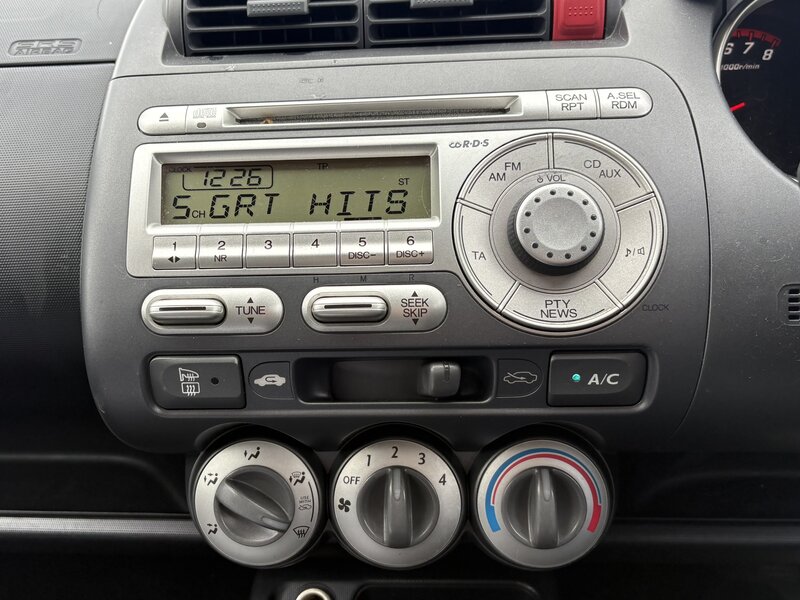 Used Honda Jazz 2005 for sale - 76603765: Photo 17