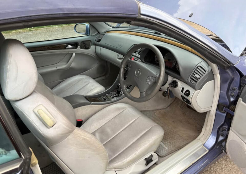 Used Mercedes-Benz CLK 2002 for sale - 76623773: Photo 14