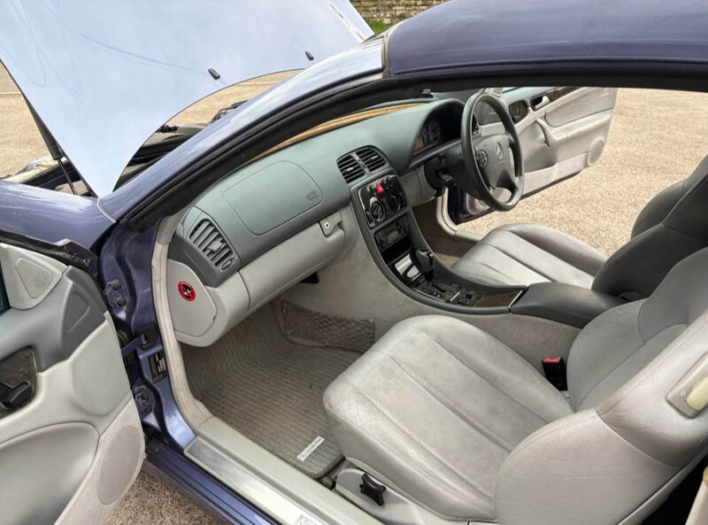 Used Mercedes-Benz CLK 2002 for sale - 76623773: Photo 15