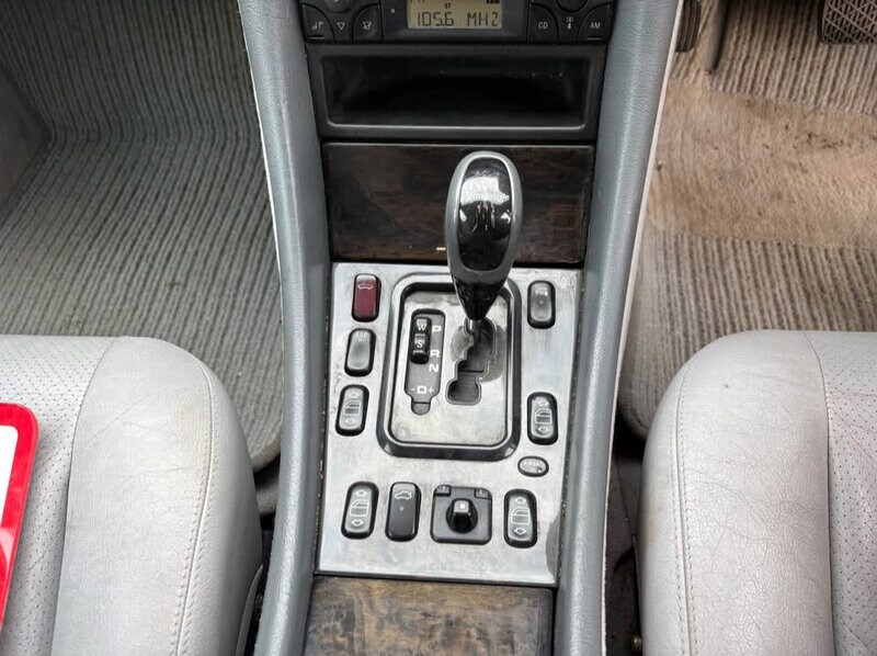 Used Mercedes-Benz CLK 2002 for sale - 76623773: Photo 20