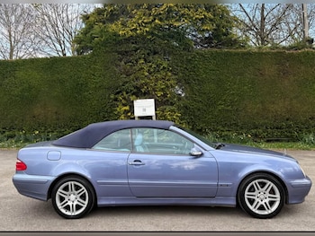 Used Mercedes-Benz CLK 2002 for sale - 76623773: Photo
