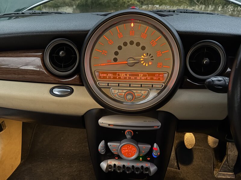 Used MINI Hatch 2009 for sale - 76603764: Photo 16