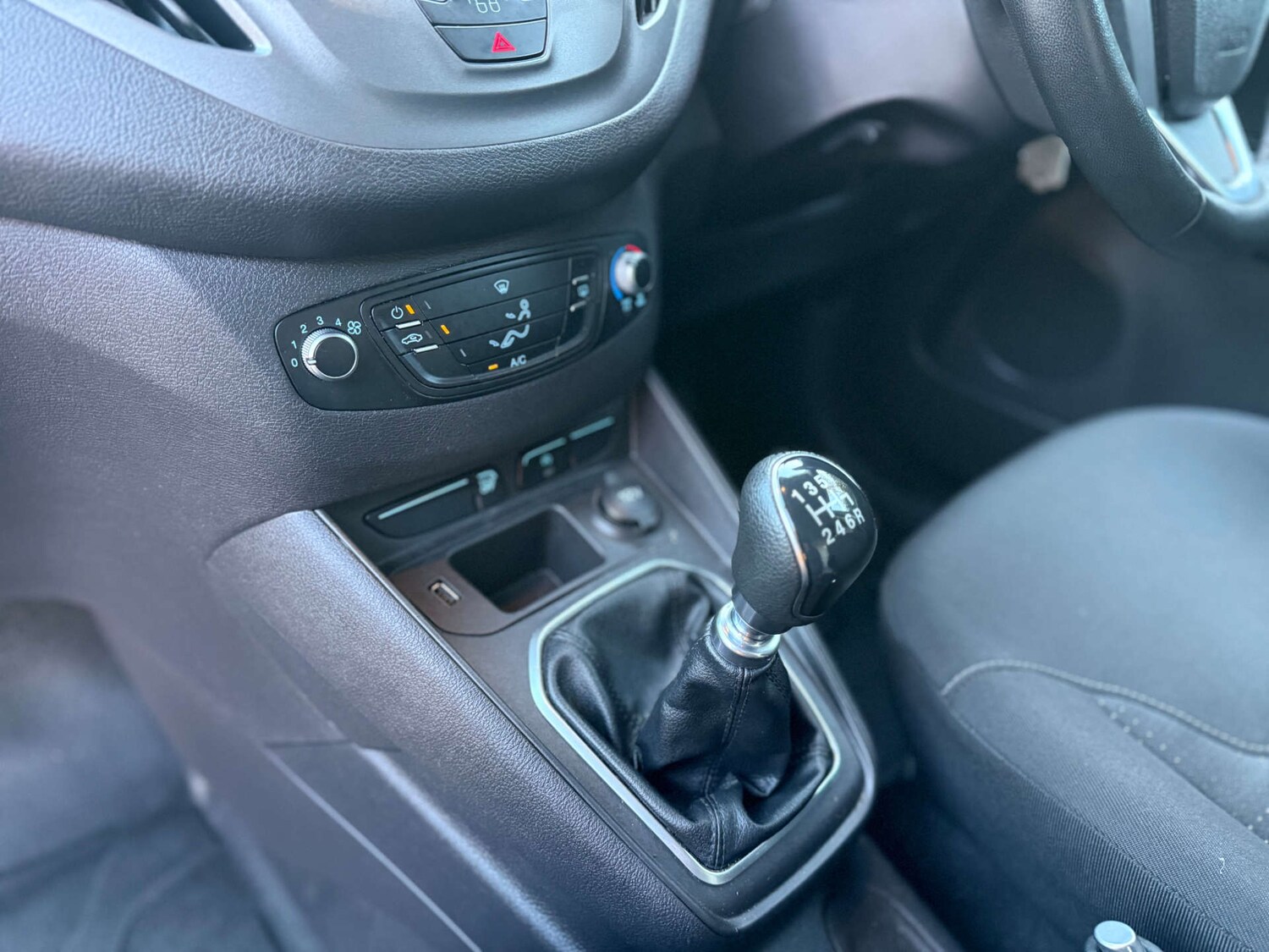 Used Ford Transit Courier 2022 for sale - 76148230: Photo 28