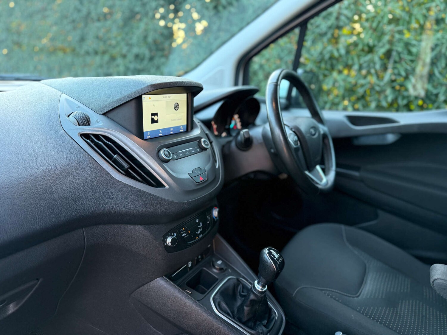 Used Ford Transit Courier 2022 for sale - 76148230: Photo 29