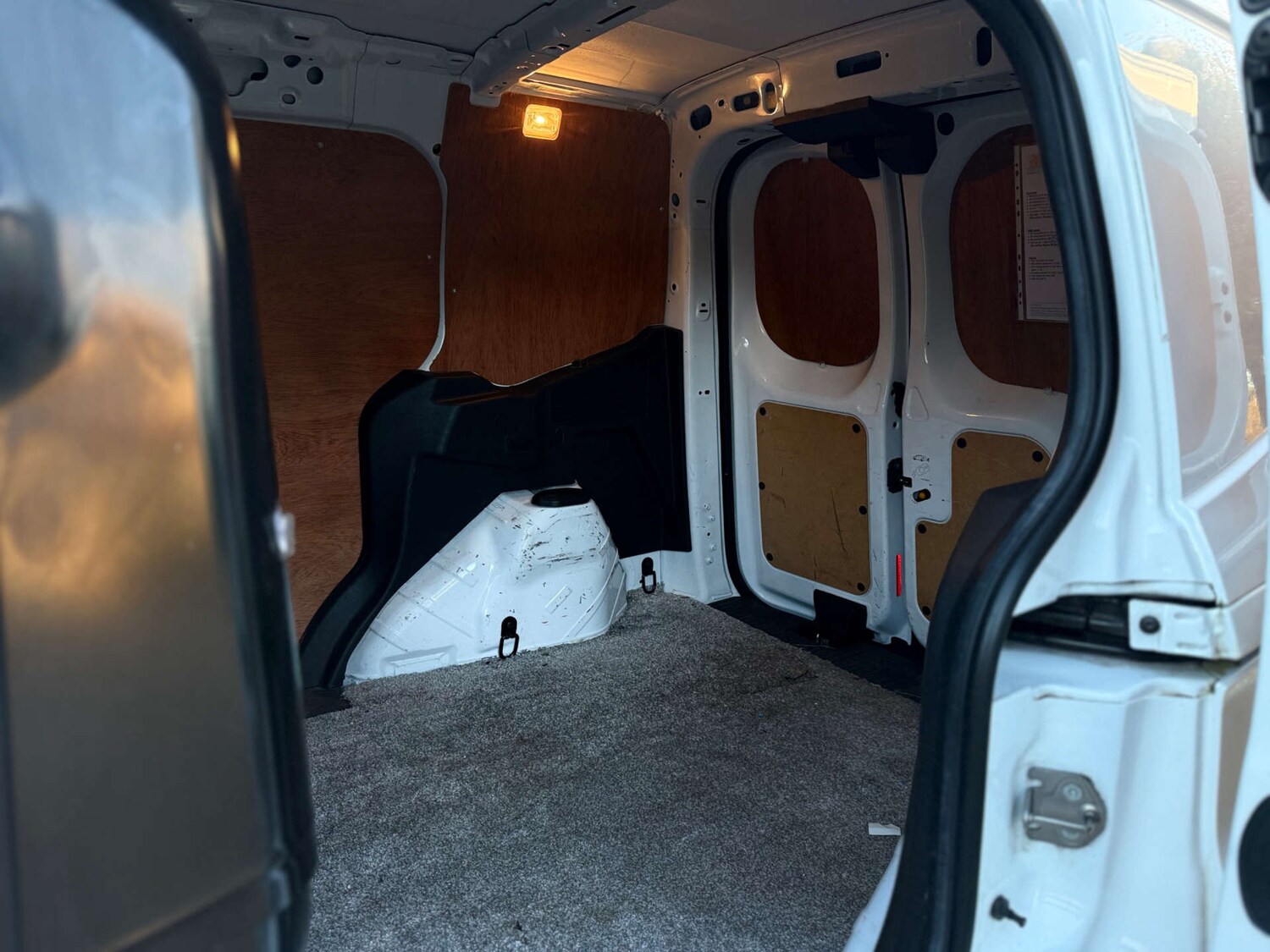 Used Ford Transit Courier 2022 for sale - 76148230: Photo 31