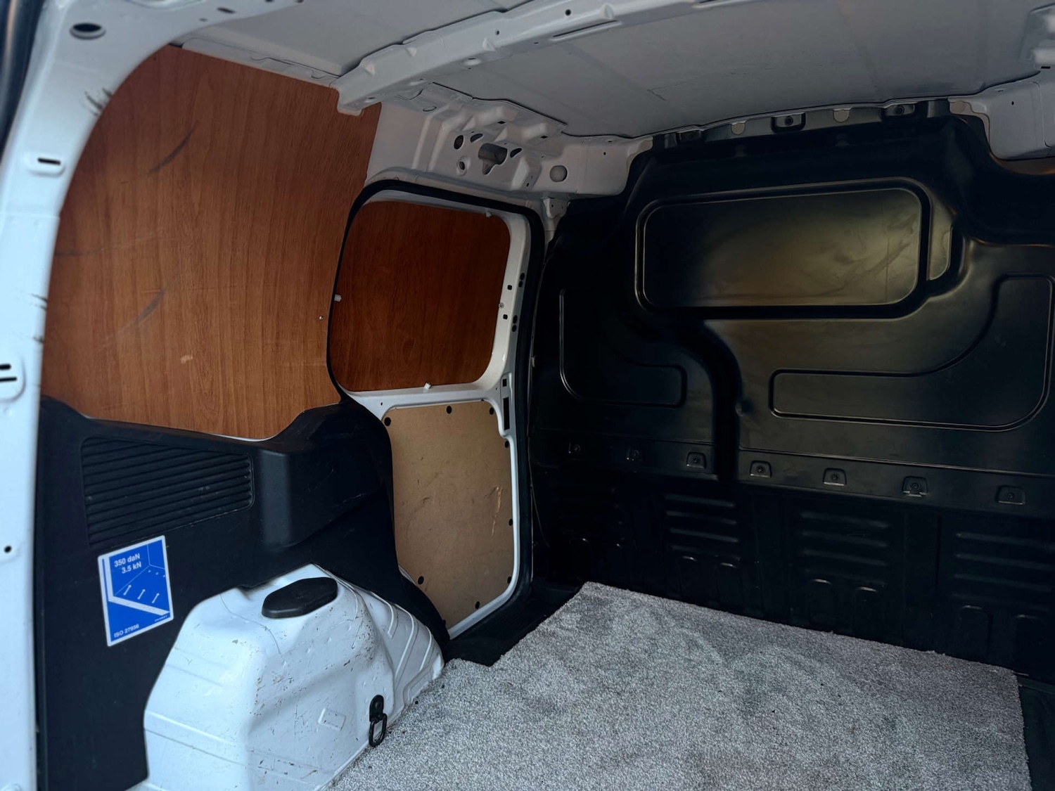 Used Ford Transit Courier 2022 for sale - 76148230: Photo 32