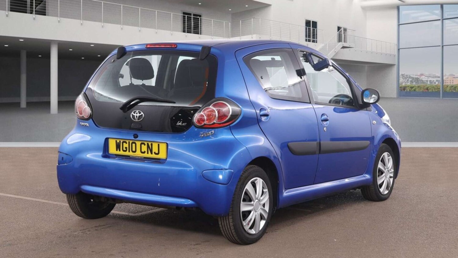 Used Toyota AYGO 2010 for sale - 77905774: Photo 14