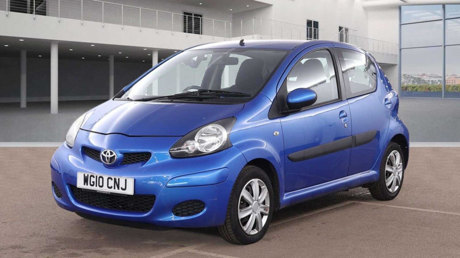 Used Toyota AYGO 2010 for sale - 77905774: Photo 16