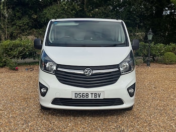 Used Vauxhall Vivaro 2018 for sale - 75932039: Photo