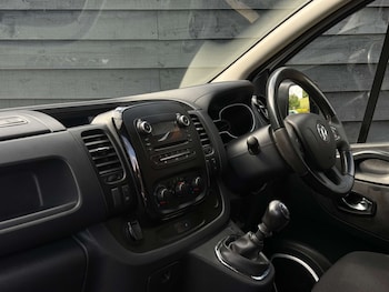 Used Vauxhall Vivaro 2018 for sale - 78846635: Photo