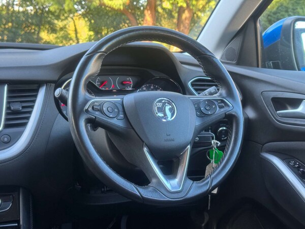 Used Vauxhall Grandland X 2018 for sale - 75650475: Photo 1