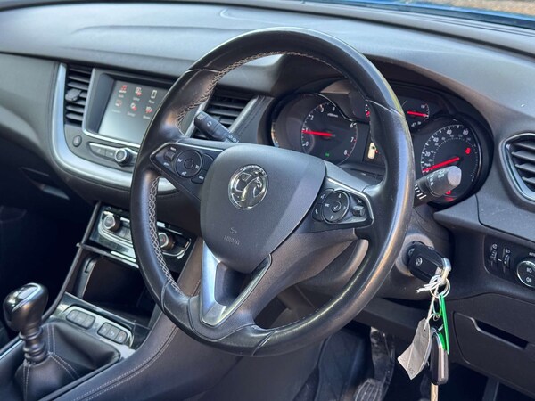 Used Vauxhall Grandland X 2018 for sale - 75650475: Photo 2