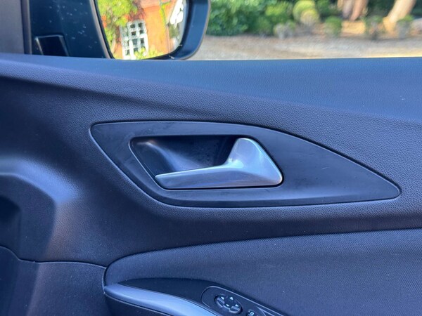 Used Vauxhall Grandland X 2018 for sale - 75650475: Photo 5