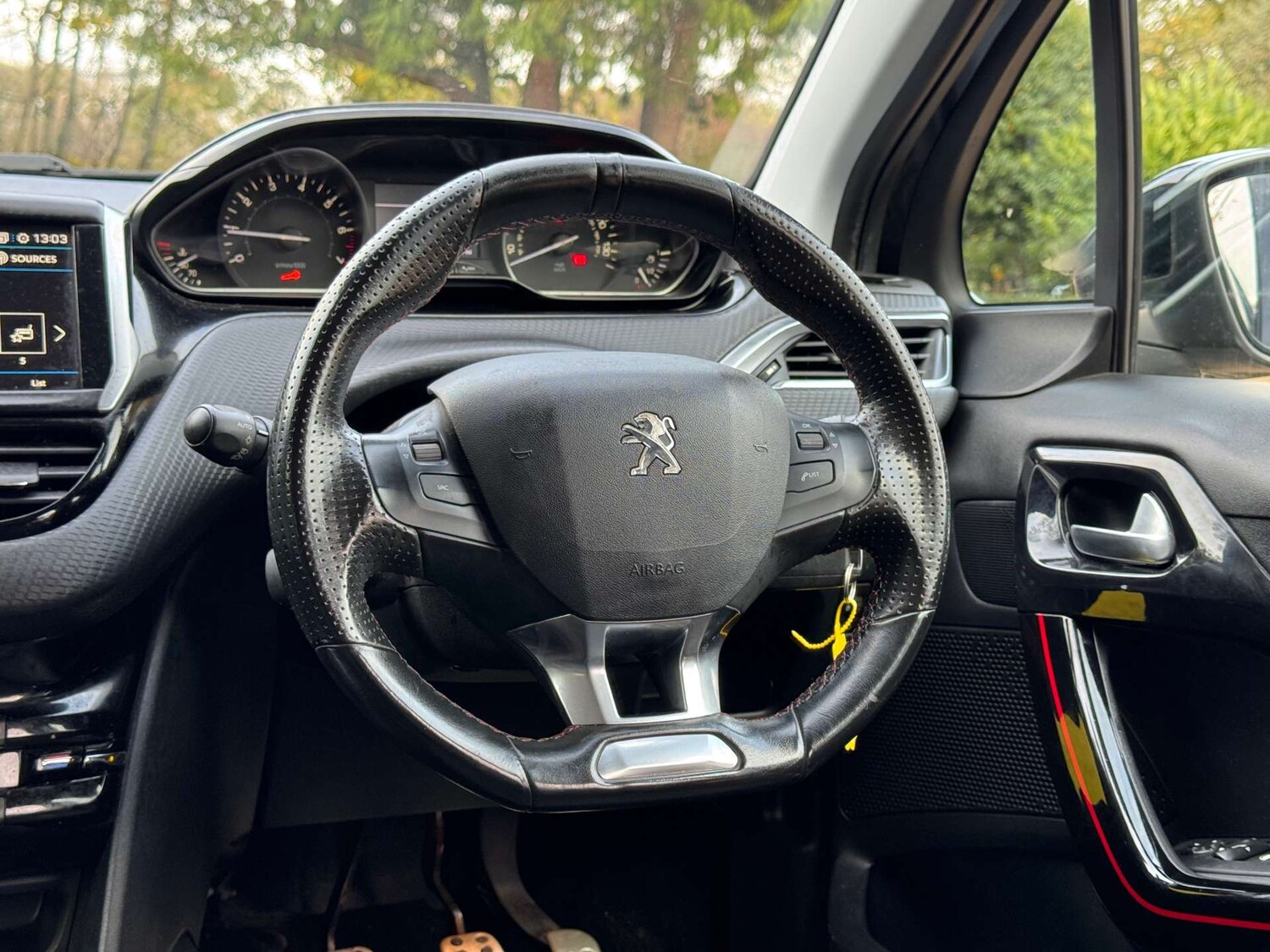 Used Peugeot 208 2019 for sale - 76427144: Photo 32