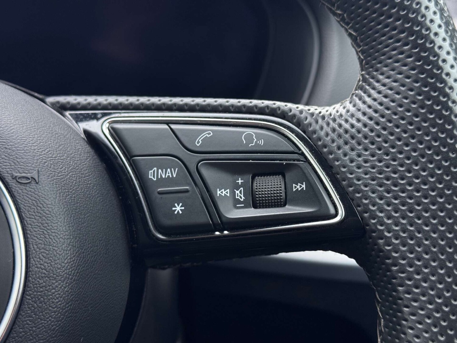 Used Audi Q2 2022 for sale - 77545010: Photo 32