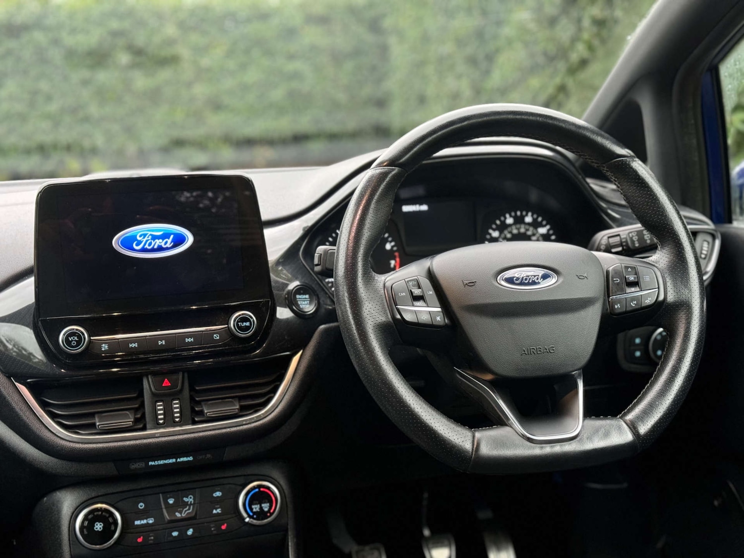 Used Ford Fiesta 2017 for sale - 76129248: Photo 3