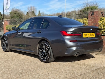 Used BMW 3 Series 2021 for sale - 77717758: Photo