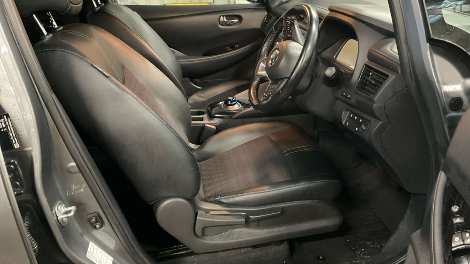 Used Nissan Leaf 2018 for sale - 76881594: Photo 7