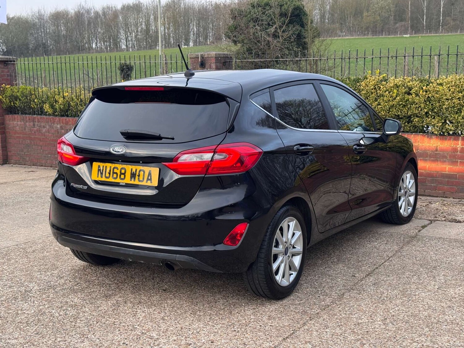 Used Ford Fiesta 2018 for sale - 77813602: Photo 12