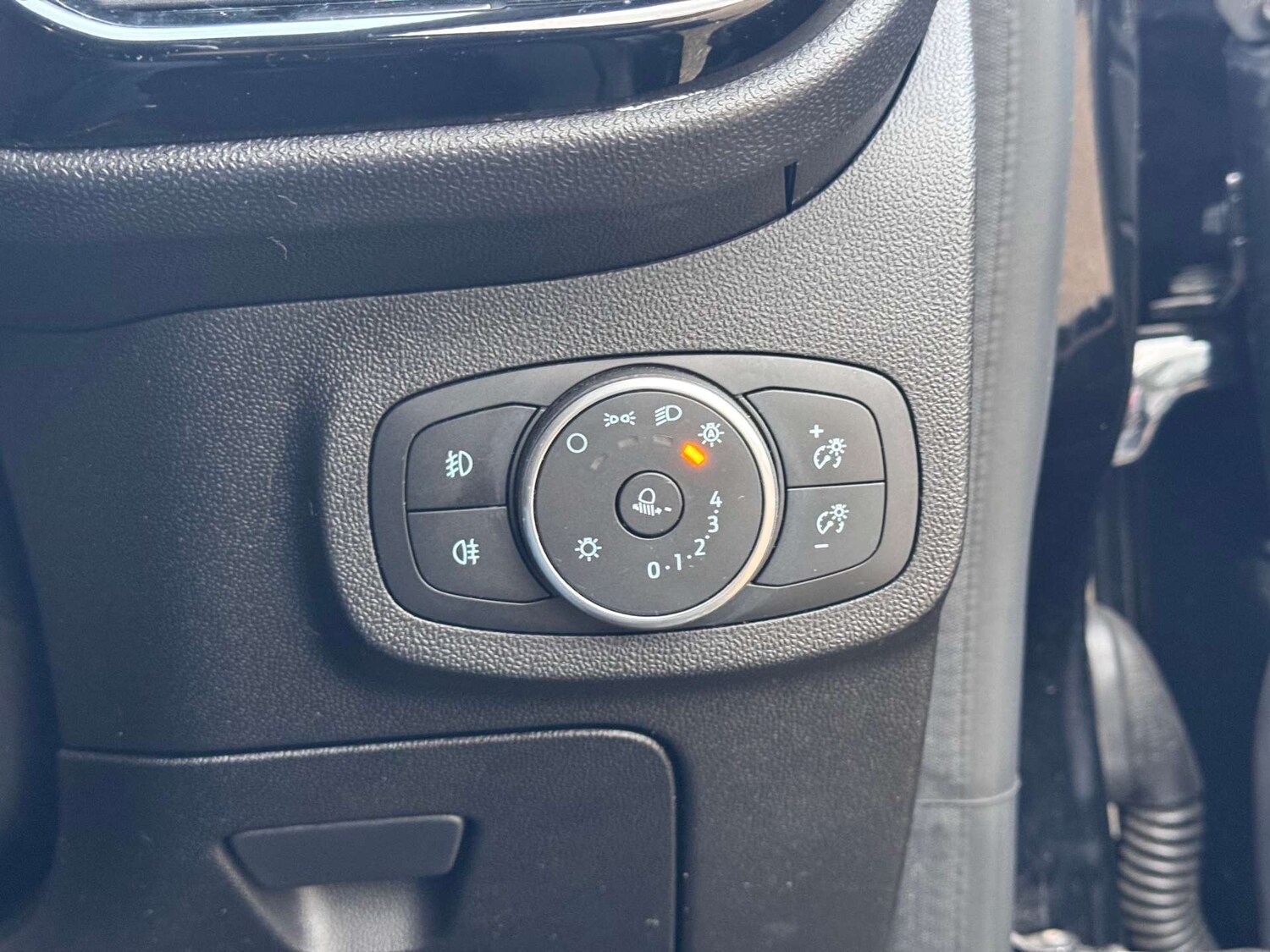 Used Ford Fiesta 2018 for sale - 77813602: Photo 25