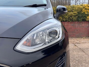 Used Ford Fiesta 2018 for sale - 77813602: Photo