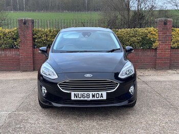 Used Ford Fiesta 2018 for sale - 77813602: Photo