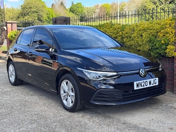 Used Volkswagen Golf 2020 for sale - 78254122: Photo