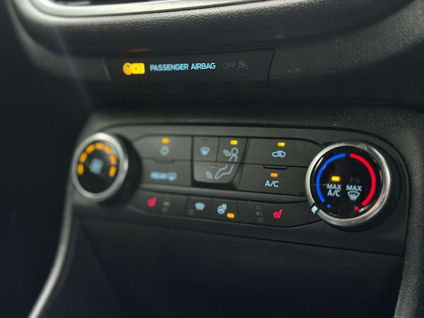 Used Ford Fiesta 2017 for sale - 76278564: Photo 27
