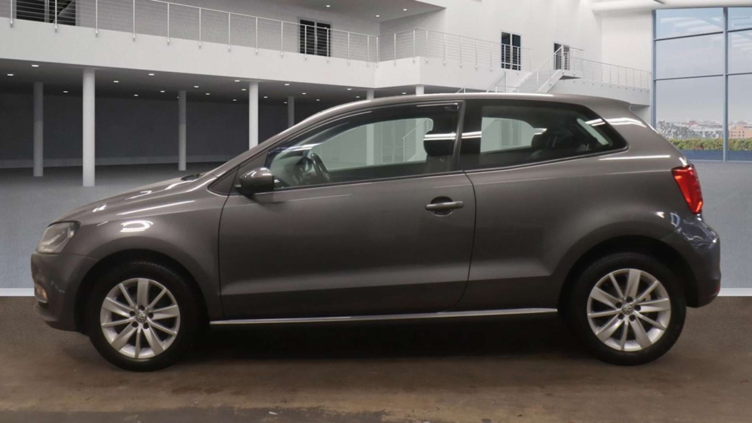 Used Volkswagen Polo 2014 for sale - 76739838: Photo 12