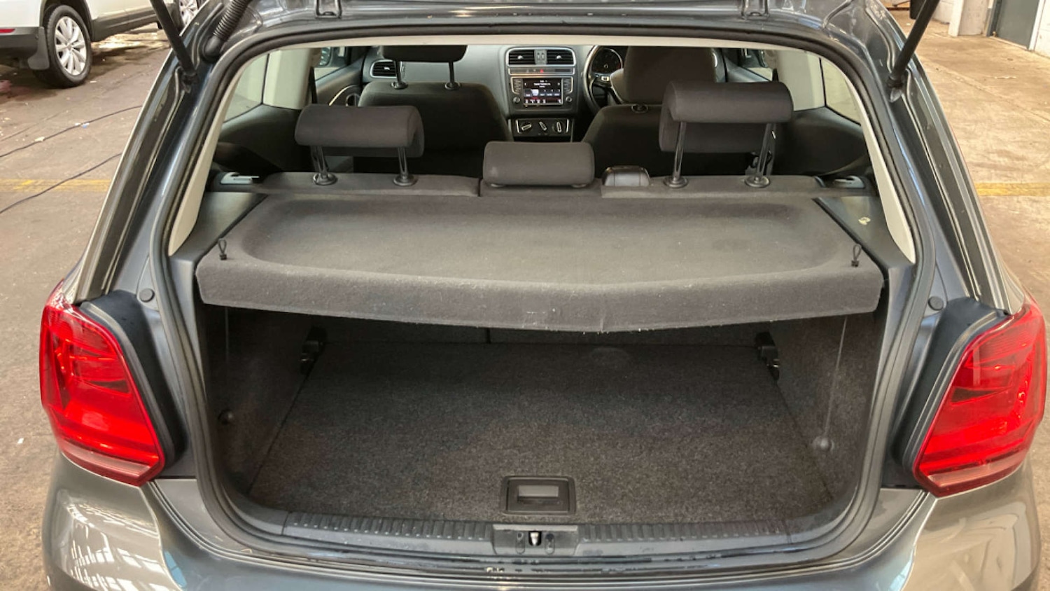 Used Volkswagen Polo 2014 for sale - 76739838: Photo 13