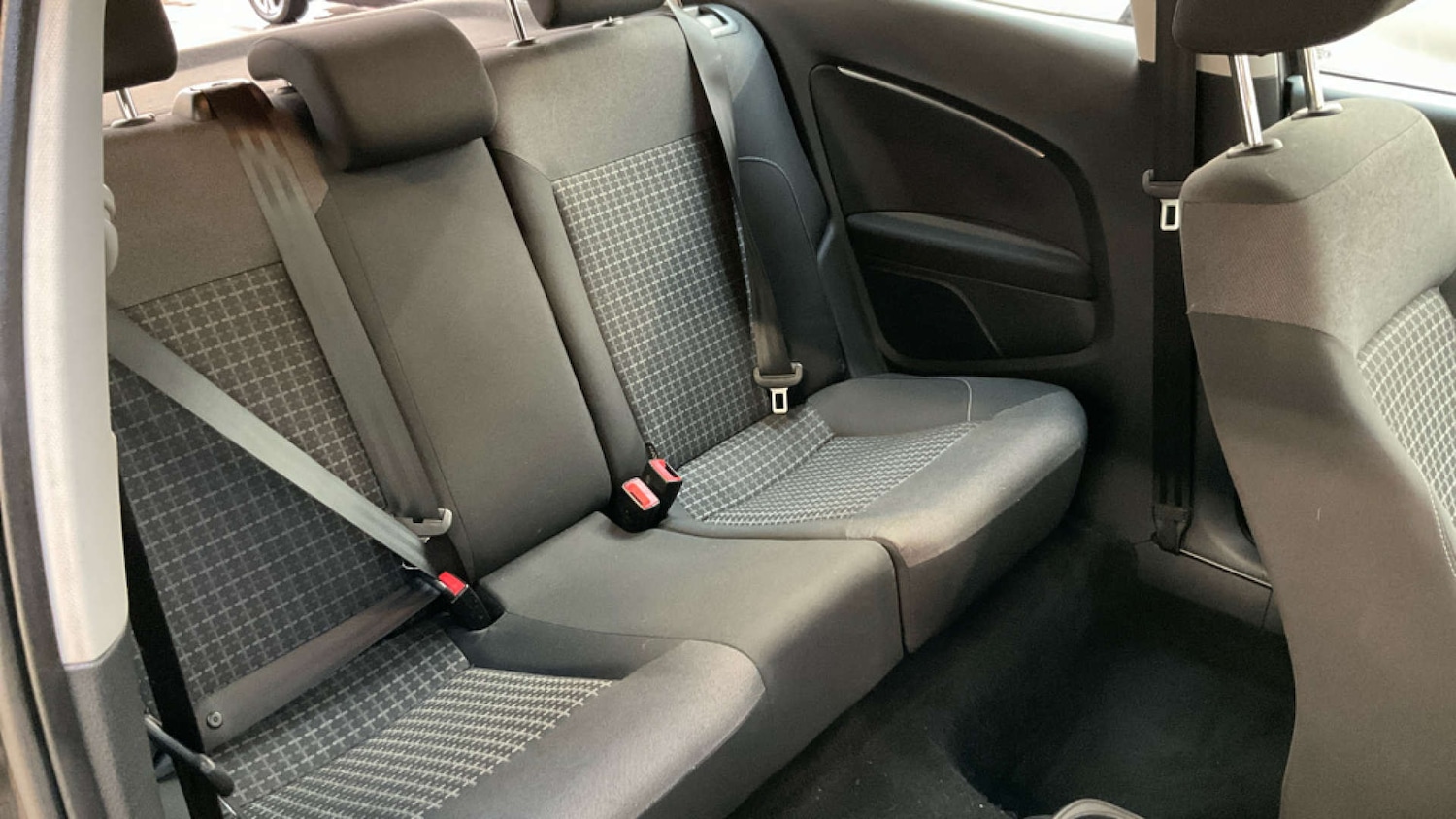 Used Volkswagen Polo 2014 for sale - 76739838: Photo 14