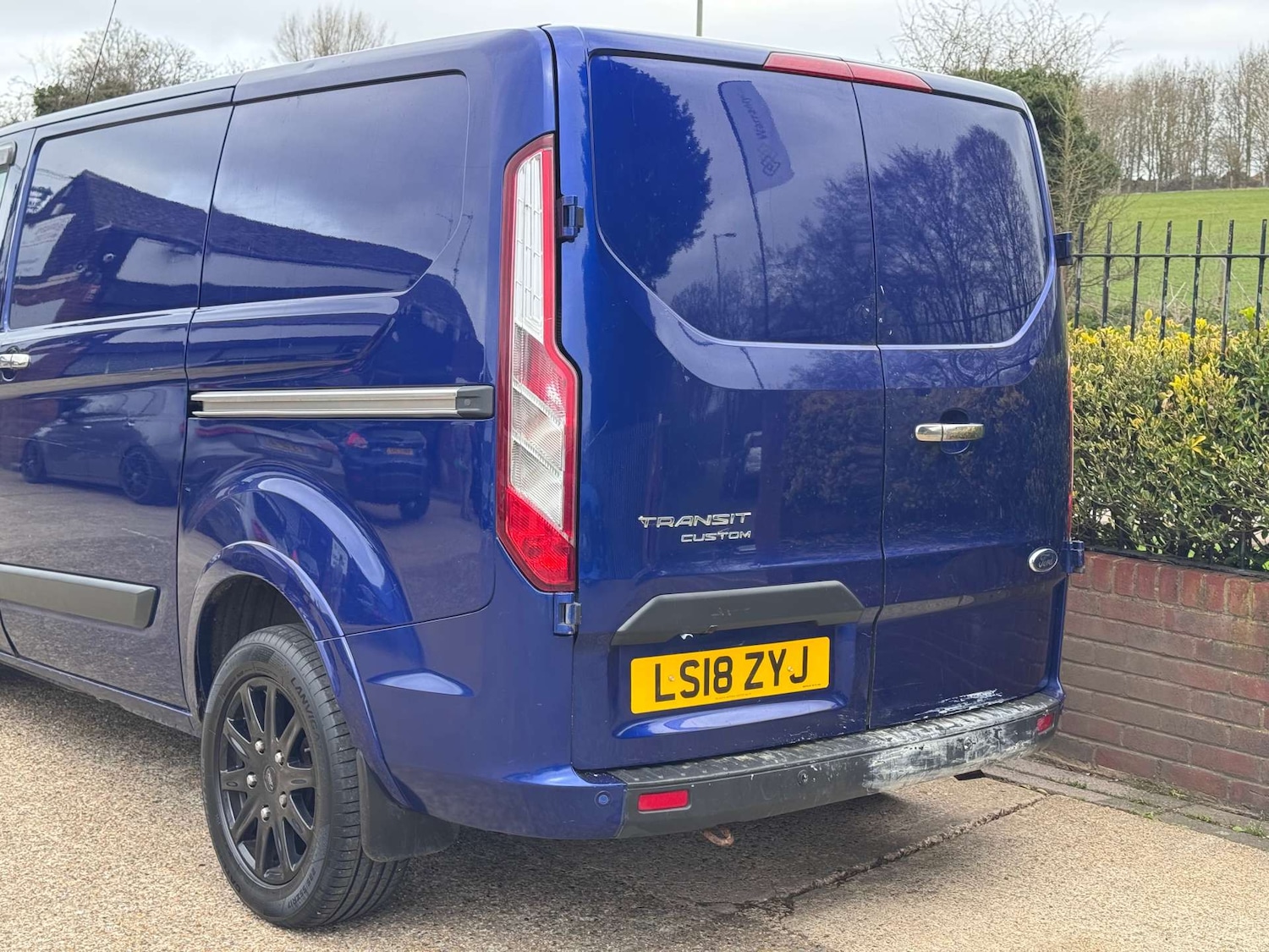 Used Ford Transit Custom 2018 for sale - 77847589: Photo 10