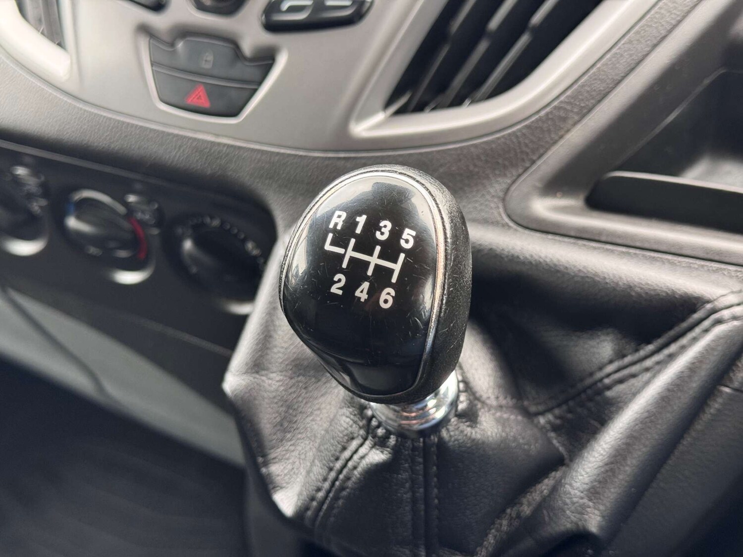 Used Ford Transit Custom 2018 for sale - 77847589: Photo 29