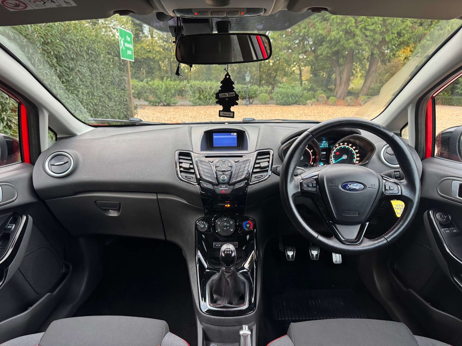 Used Ford Fiesta 2015 for sale - 76340734: Photo 29