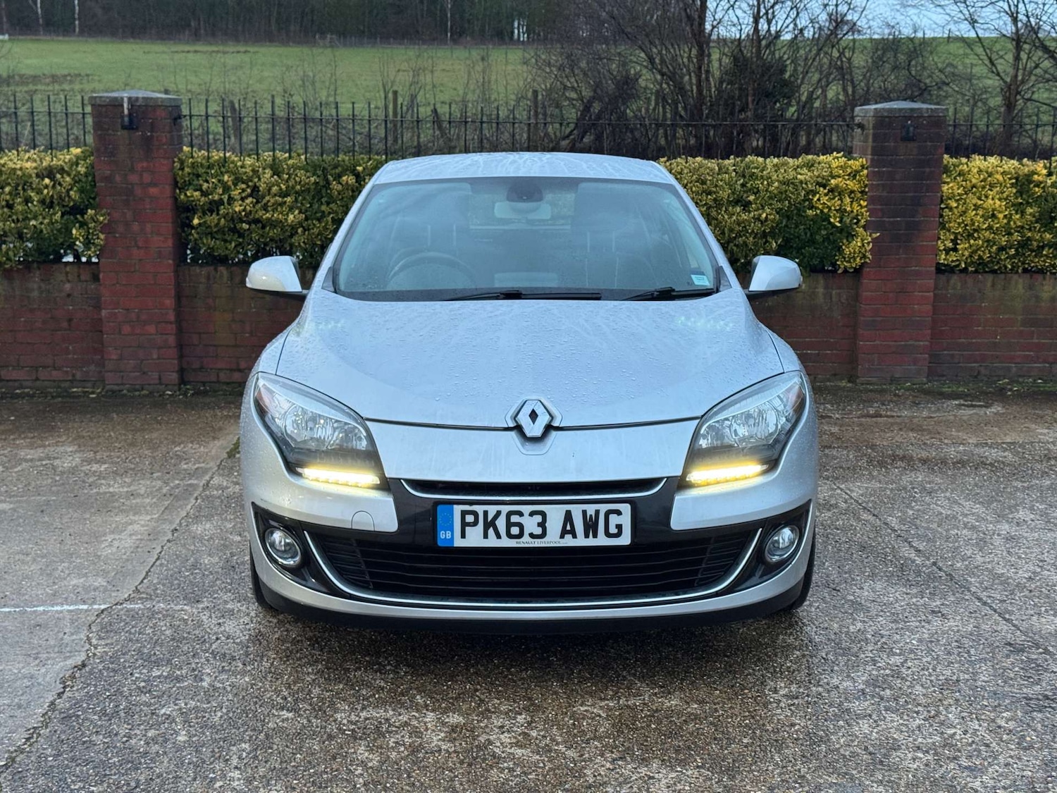 Used Renault Megane 2013 for sale - 77241502: Photo 2