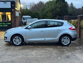 Used Renault Megane 2013 for sale - 77241502: Photo