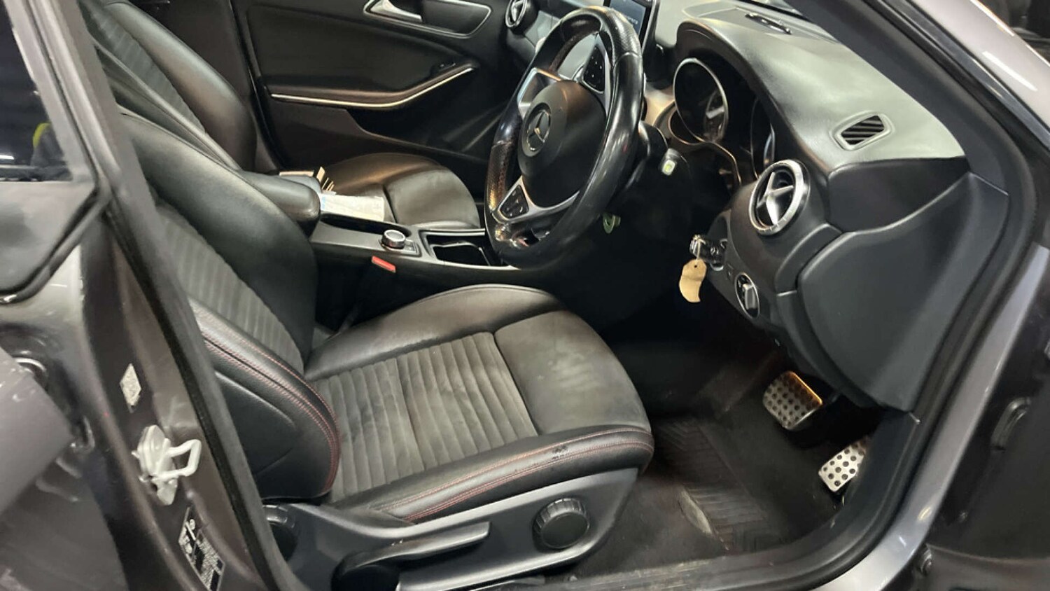 Used Mercedes-Benz CLA 2017 for sale - 77813655: Photo 8