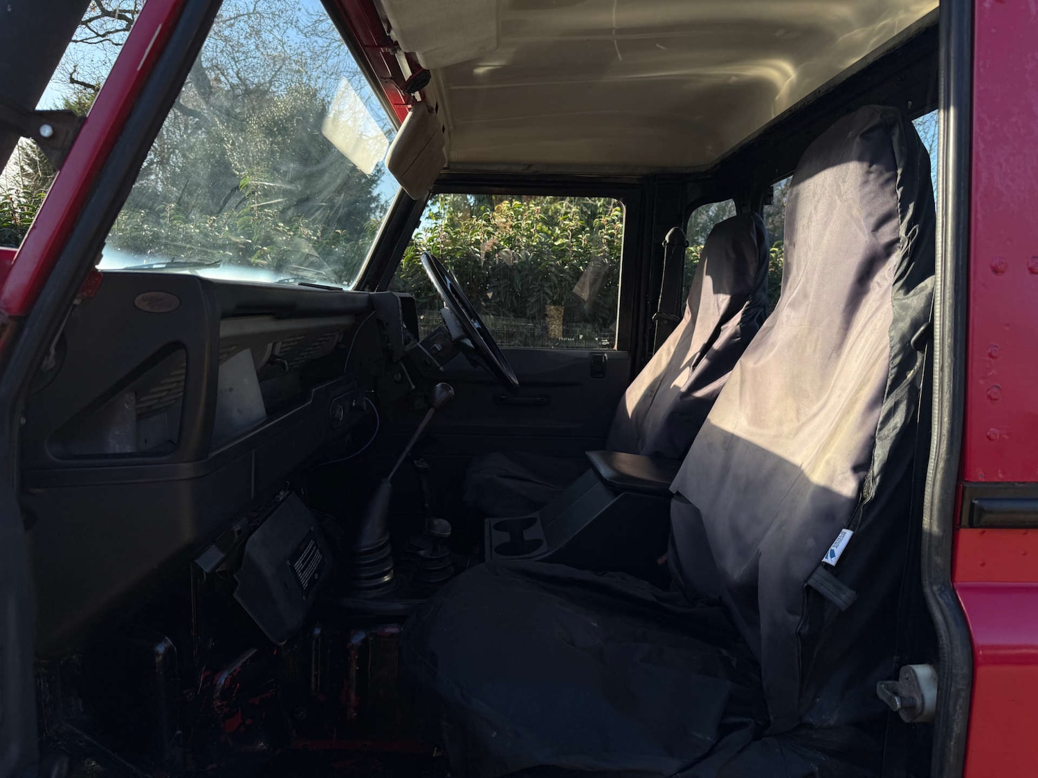 Used Land Rover Defender 1990 for sale - 76897256: Photo 15