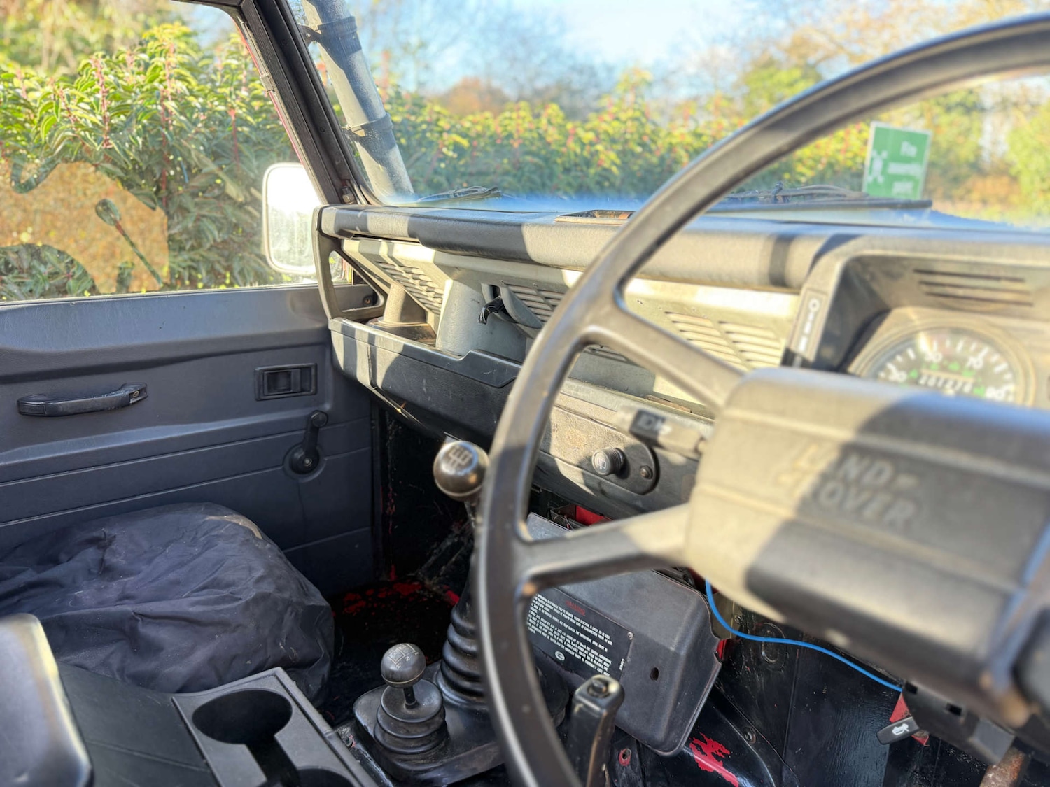 Used Land Rover Defender 1990 for sale - 76897256: Photo 21