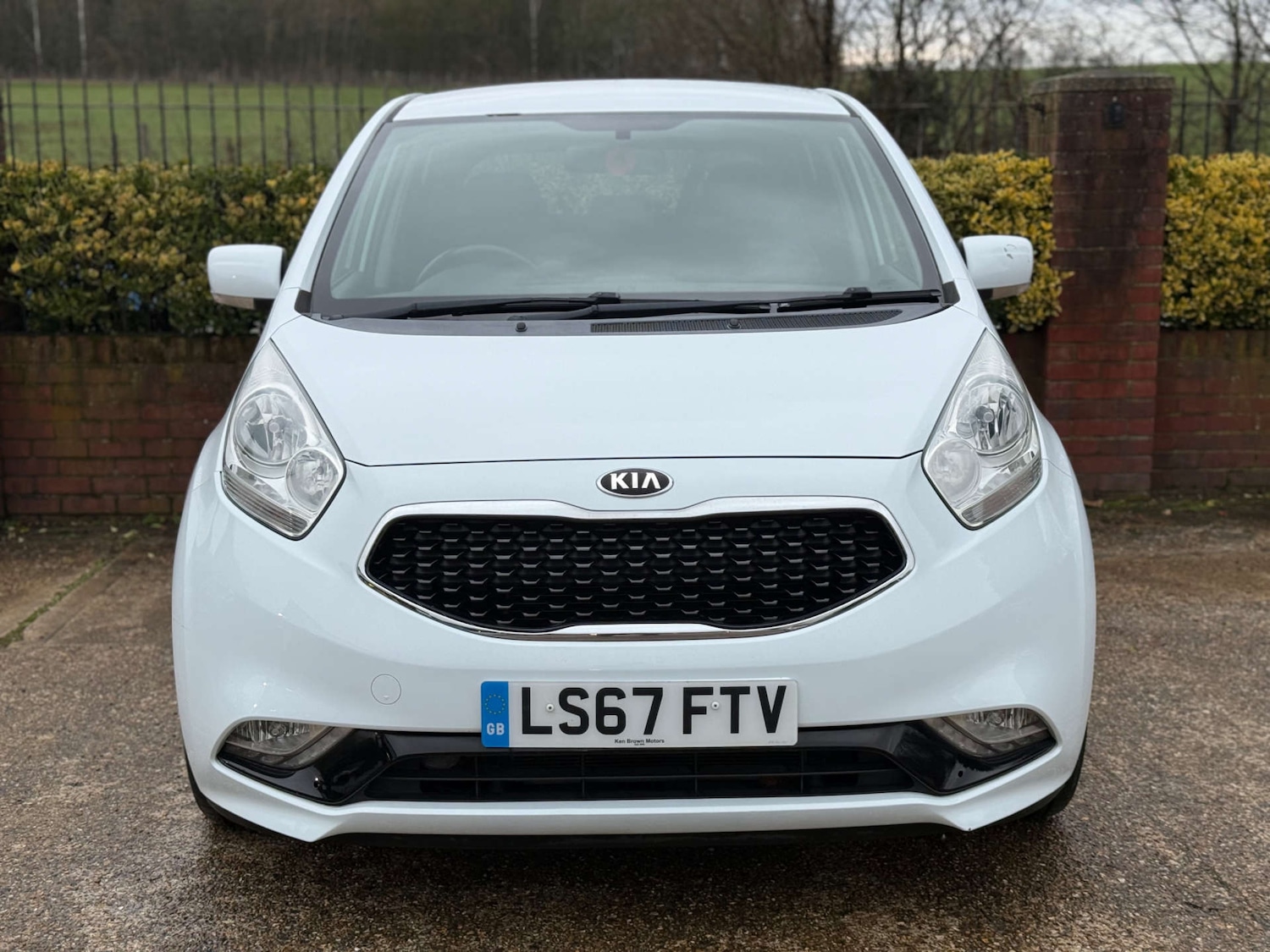 Used Kia Venga 2017 for sale - 77470108: Photo 2