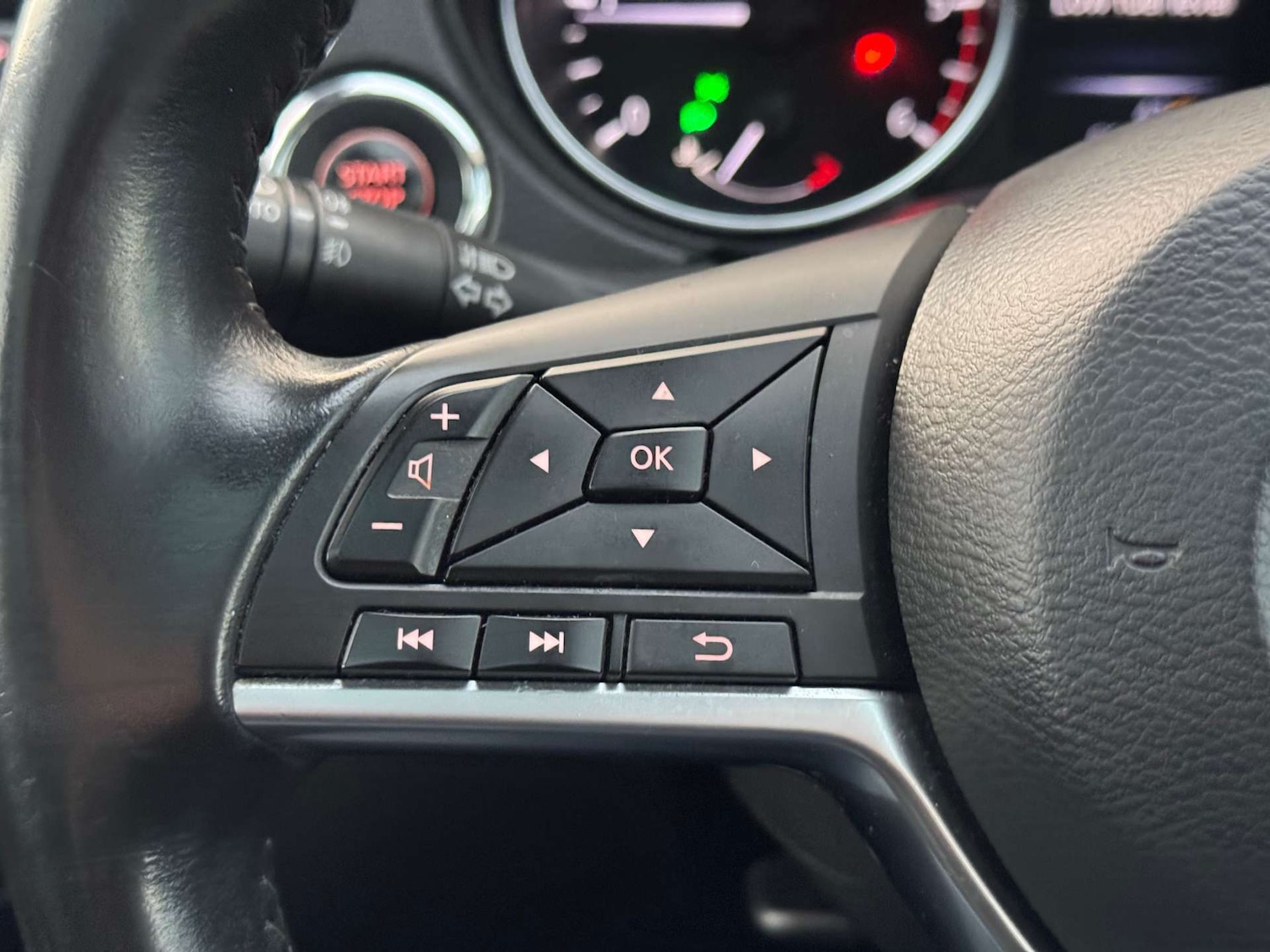 Used Nissan Qashqai 2018 for sale - 76949848: Photo 8