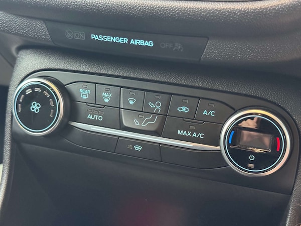 Used Ford Fiesta 2018 for sale - 75650470: Photo 24