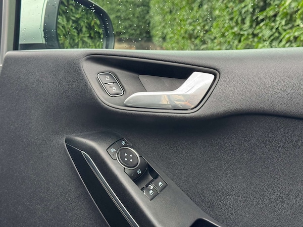 Used Ford Fiesta 2018 for sale - 75650470: Photo 26