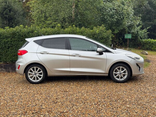 Used Ford Fiesta 2018 for sale - 75650470: Photo 9