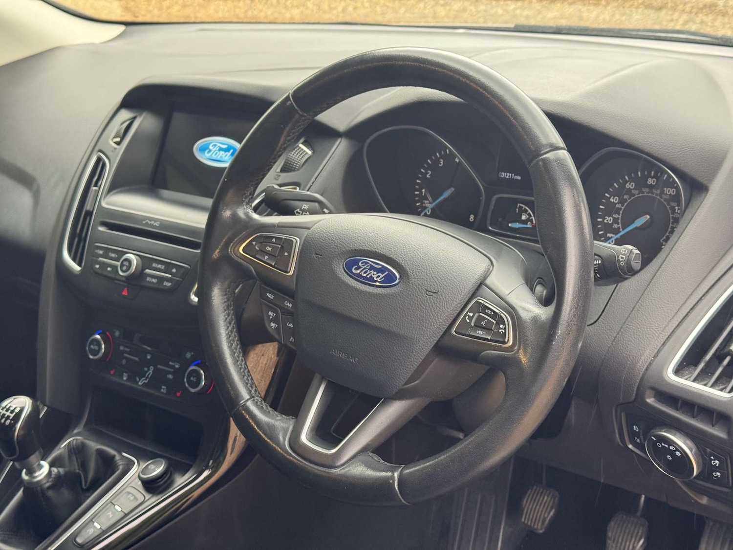 Used Ford Focus 2017 for sale - 77254516: Photo 2