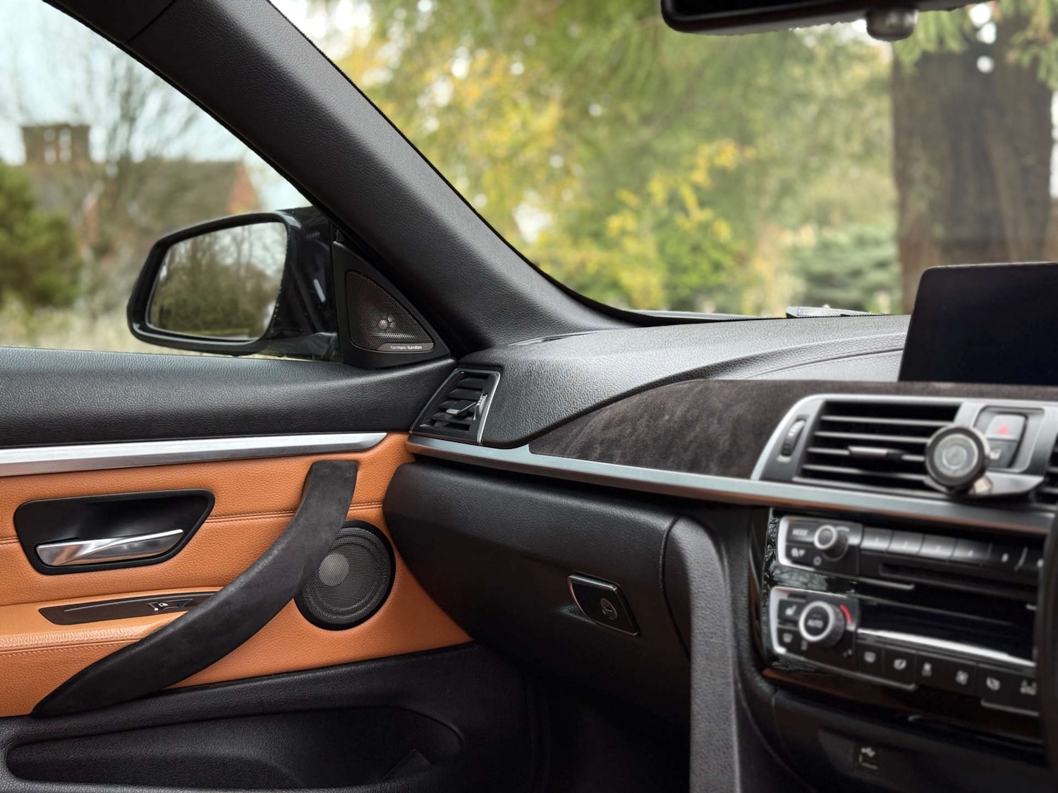 Used BMW 4 Series 2017 for sale - 76687505: Photo 35