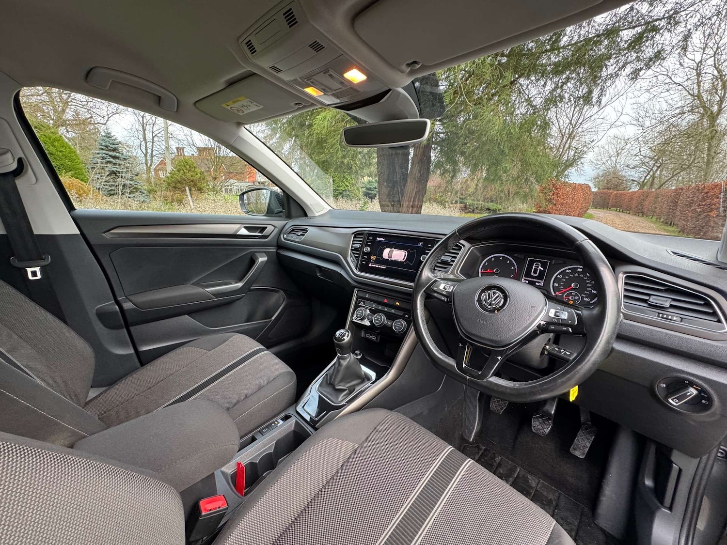 Used Volkswagen T-Roc 2018 for sale - 76923082: Photo 24