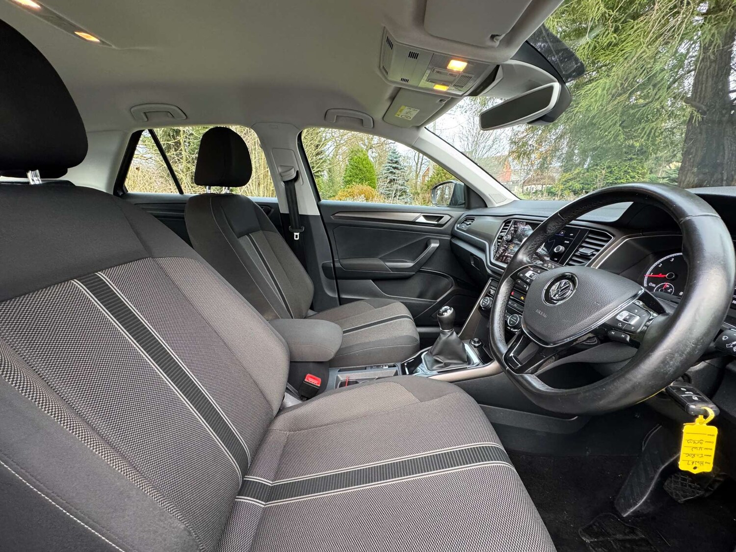 Used Volkswagen T-Roc 2018 for sale - 76923082: Photo 25