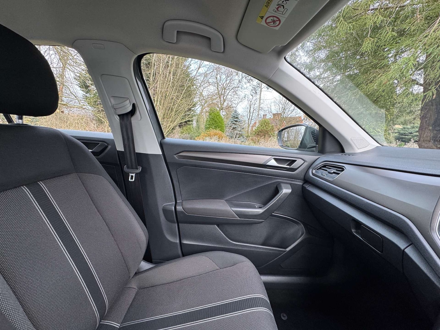 Used Volkswagen T-Roc 2018 for sale - 76923082: Photo 32